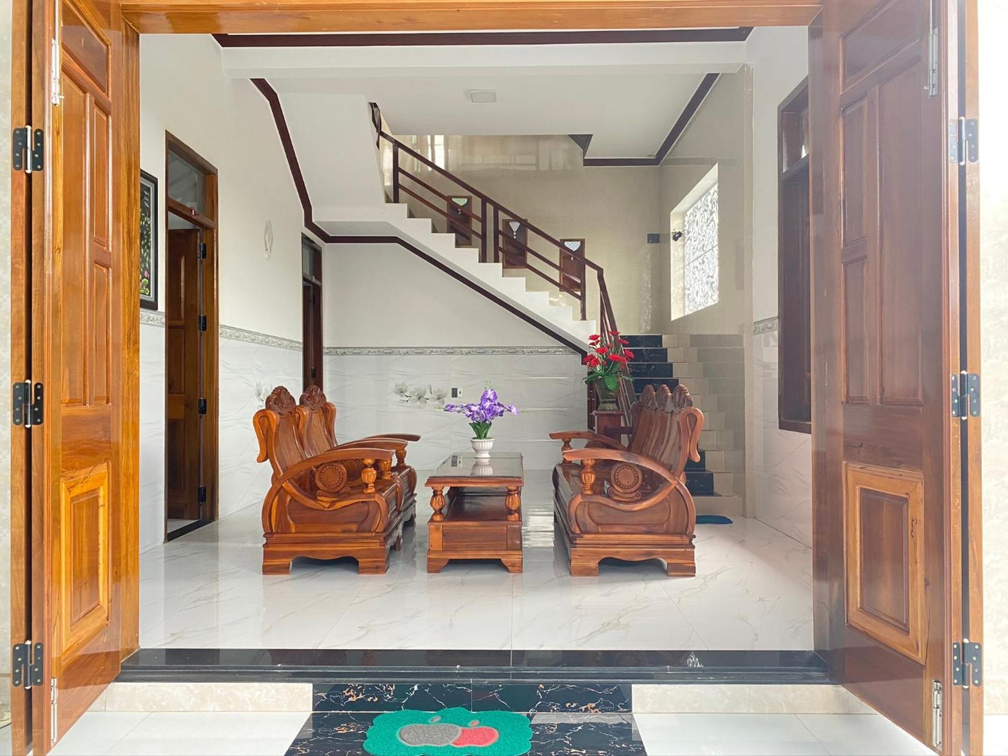 Ngoc Nga Hotel Phan Rang Buitenkant foto