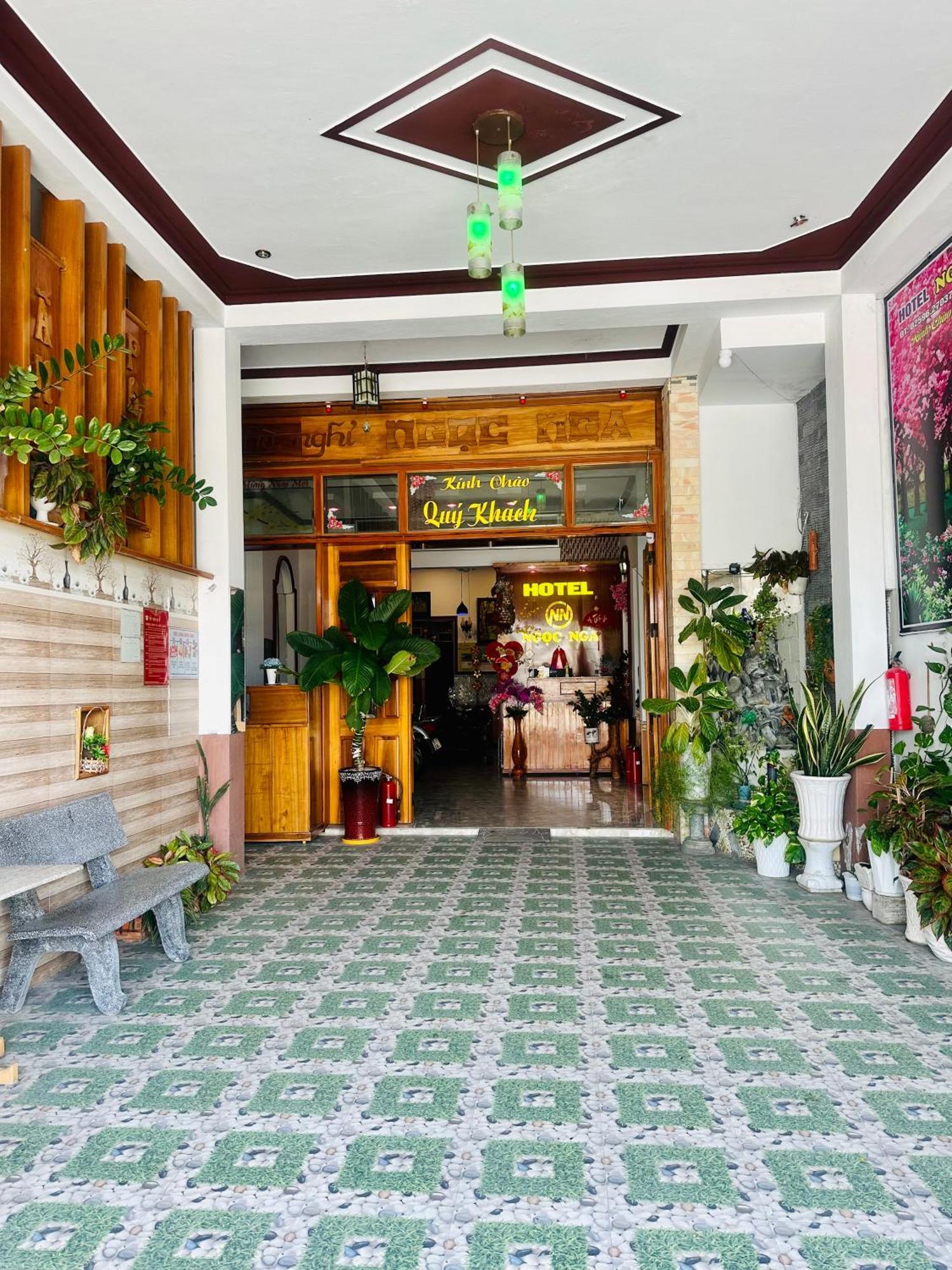 Ngoc Nga Hotel Phan Rang Buitenkant foto